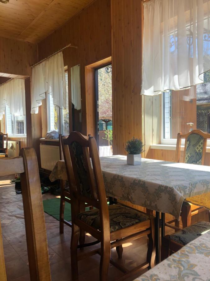 Садиба Диво Квітка Tatariv Esterno foto