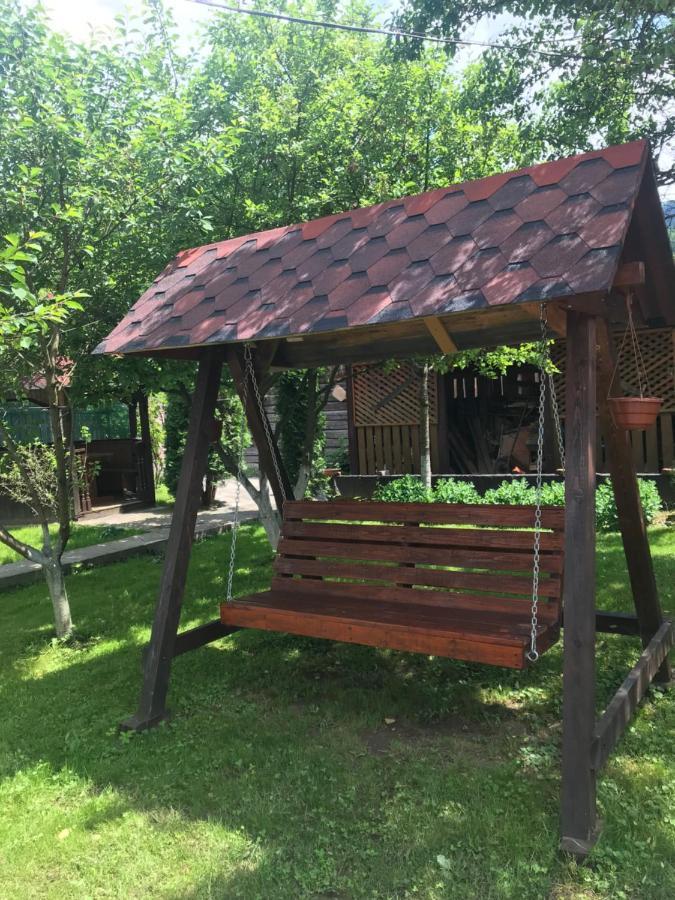 Садиба Диво Квітка Tatariv Esterno foto